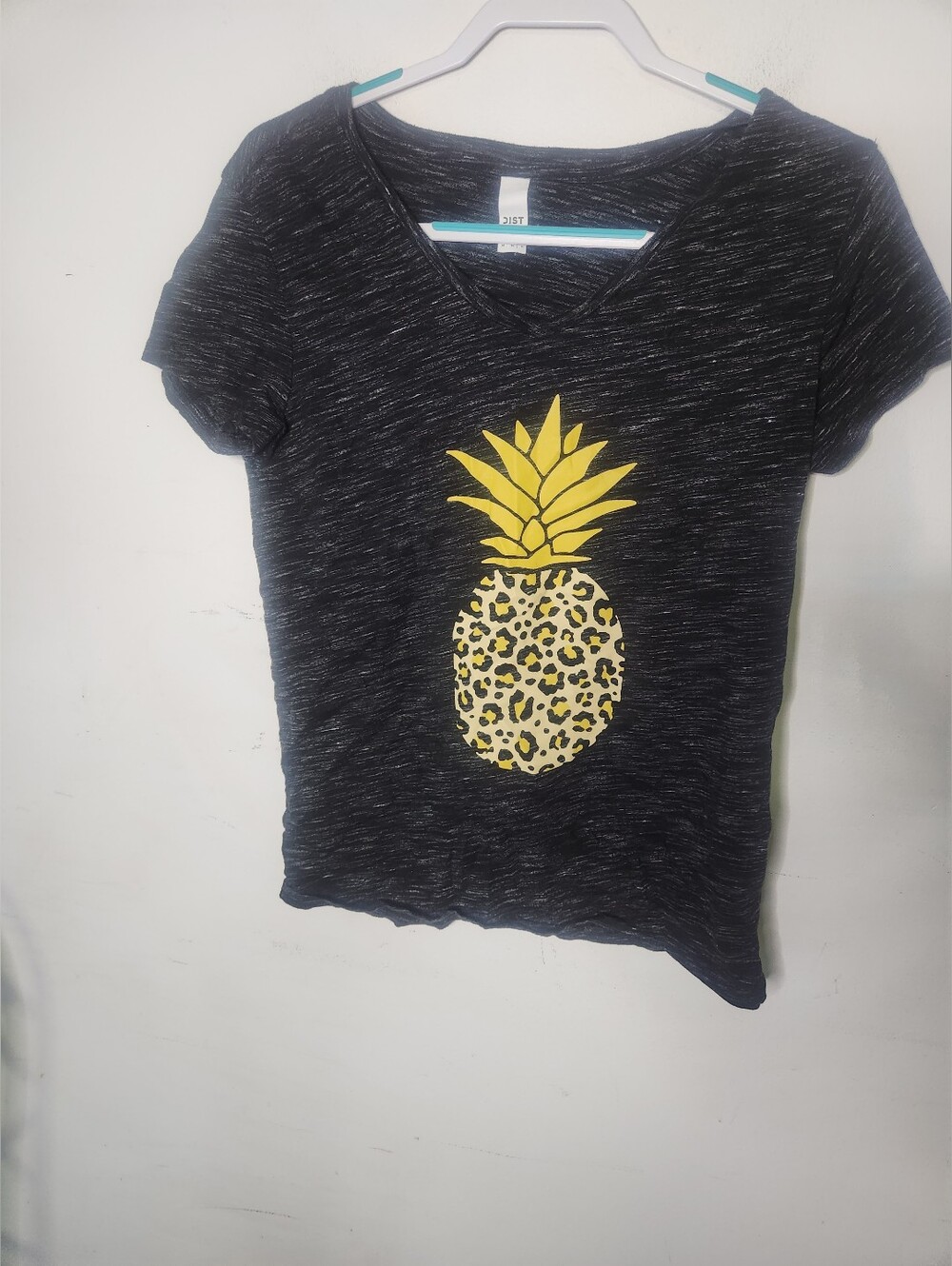 District Womens Shirt Size Medium